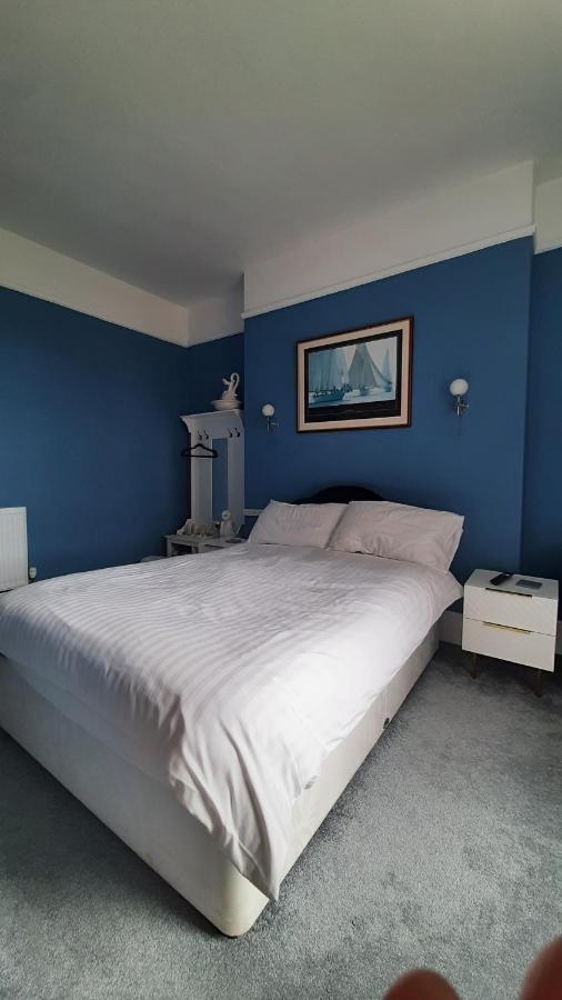 The Coventry 3*